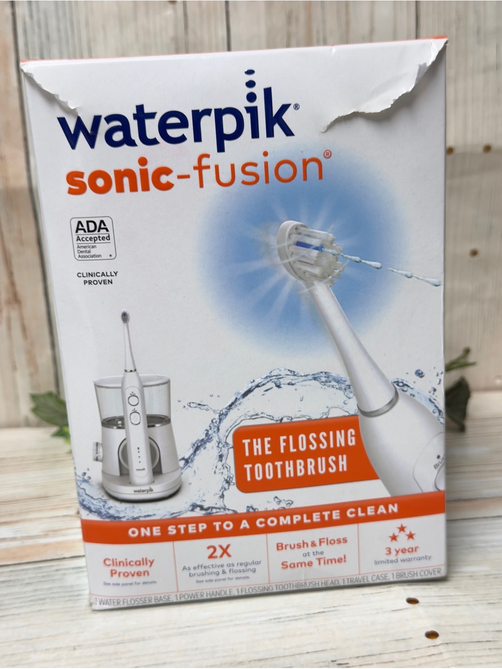 Waterpik Sonic-Fusion flossing toothbrush flosser travel case NEW OPEN BOX
